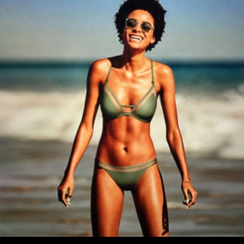 SOLD OUT NWT Victoria Secret Bikini T-M, B-S